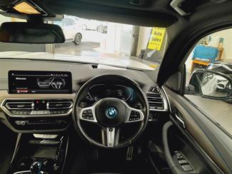 2021 BMW iX3 - Thumbnail