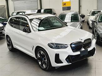2021 BMW iX3 - Thumbnail