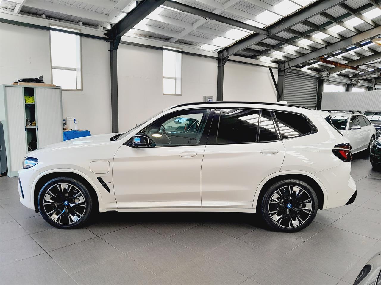 2021 BMW iX3