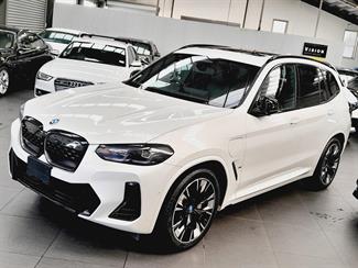 2021 BMW iX3 - Thumbnail