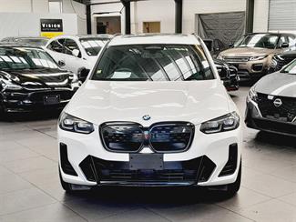 2021 BMW iX3 - Thumbnail