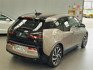 2015 BMW i3 - Thumbnail