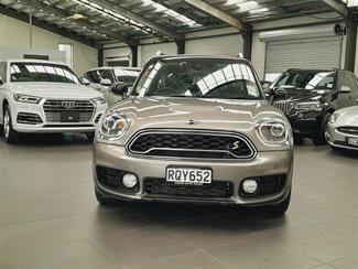 2017 Mini Countryman - Thumbnail