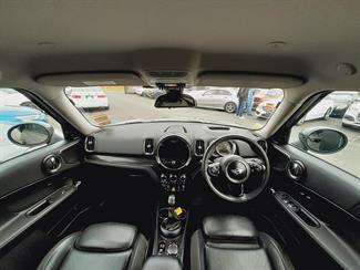 2017 Mini Countryman - Thumbnail