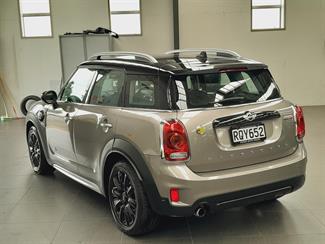 2017 Mini Countryman - Thumbnail
