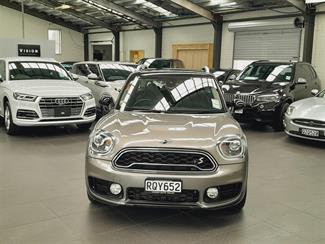 2017 Mini Countryman - Thumbnail