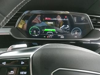 2020 Audi E-tron - Thumbnail