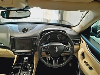 2021 Maserati Levante - Thumbnail