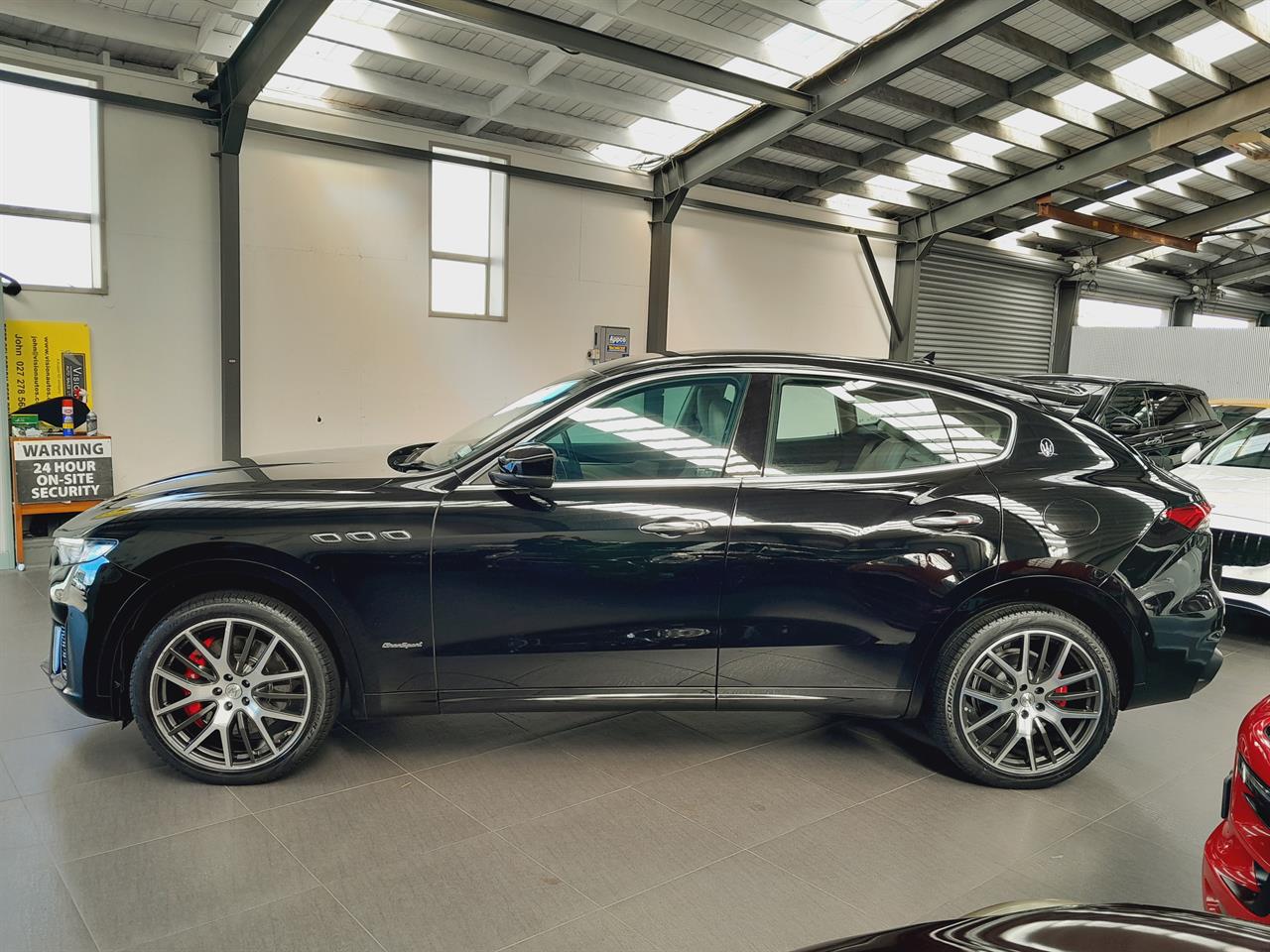 2021 Maserati Levante