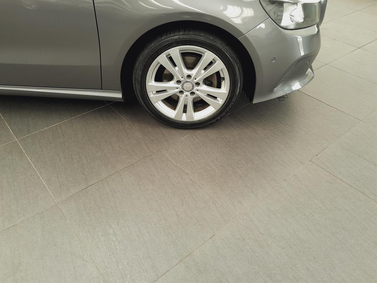 2016 Mercedes-Benz A 180