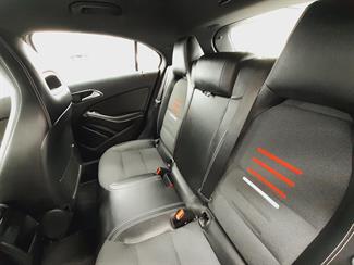 2016 Mercedes-Benz A 180 - Thumbnail