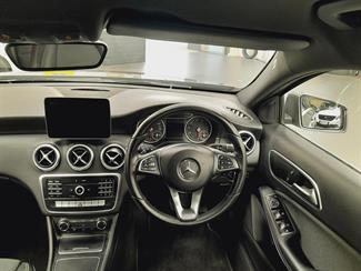 2016 Mercedes-Benz A 180 - Thumbnail