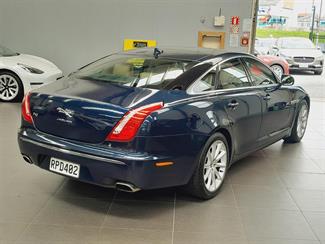 2013 Jaguar XJ - Thumbnail