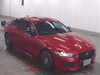 2018 Jaguar XE - Thumbnail