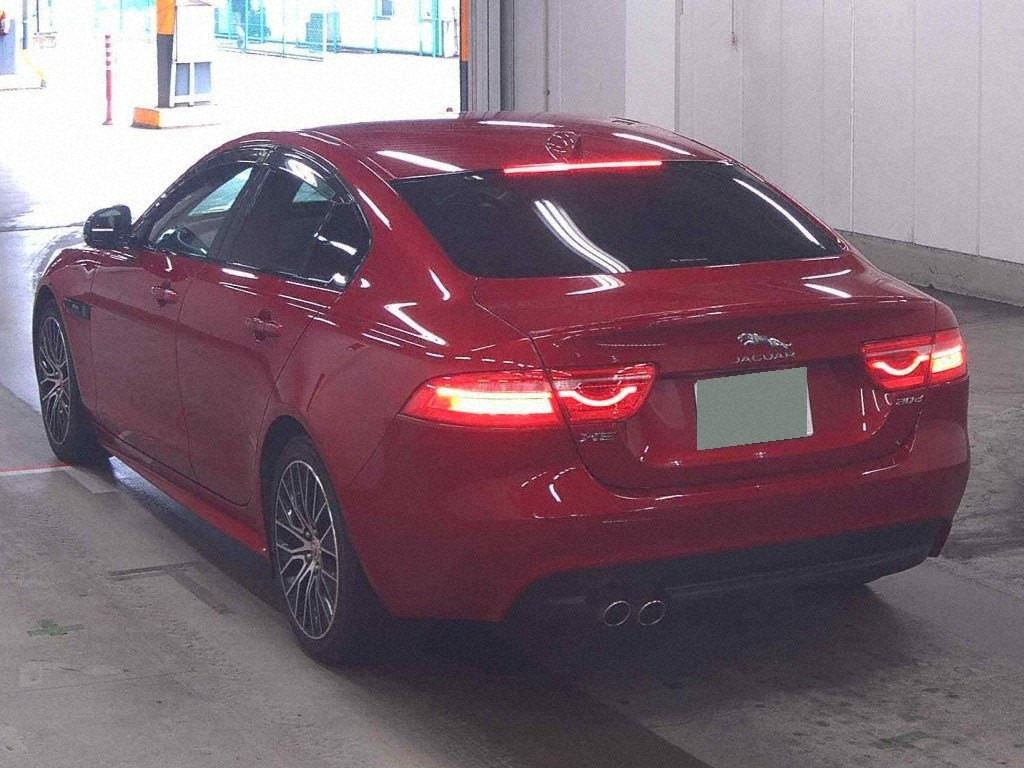 2018 Jaguar XE