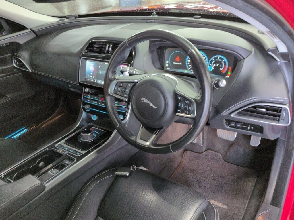 2018 Jaguar XE