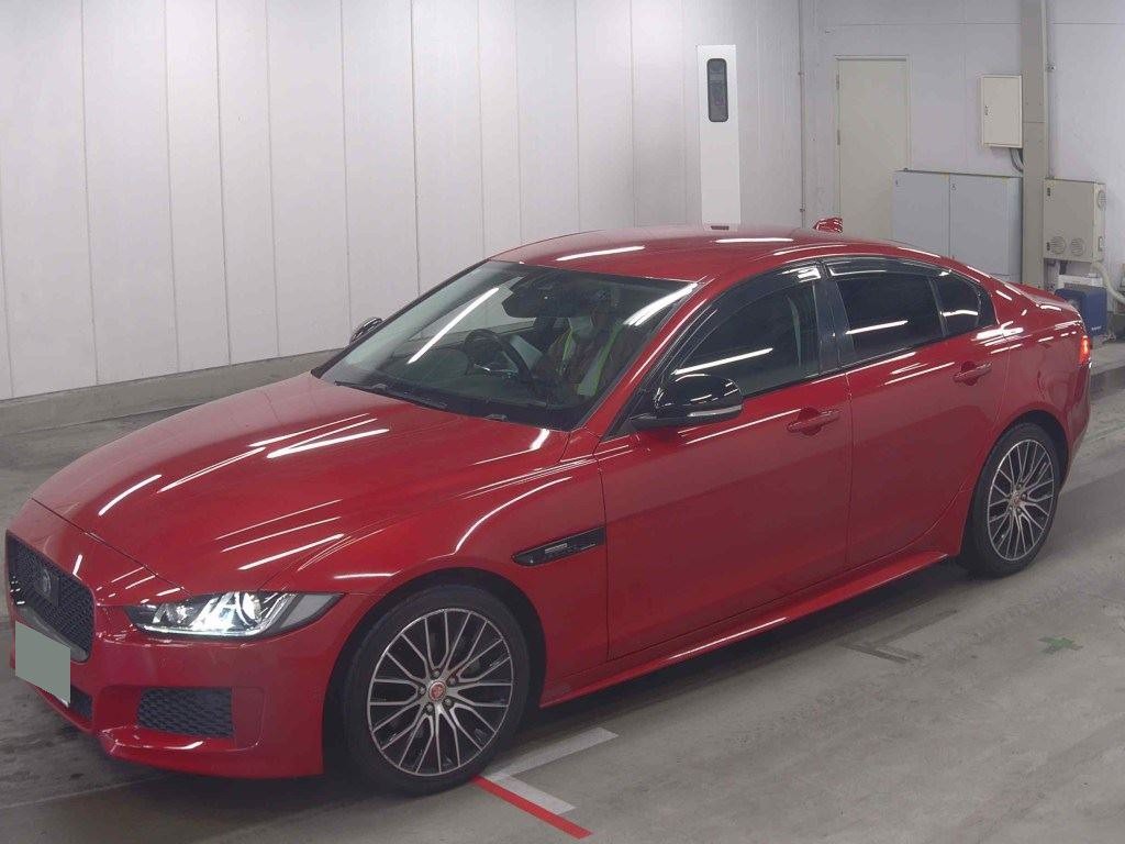 2018 Jaguar XE