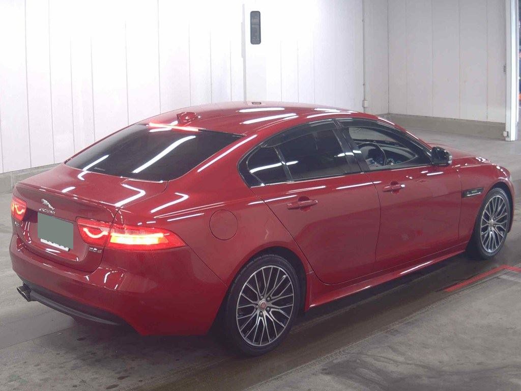 2018 Jaguar XE