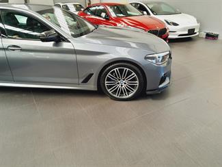 2018 BMW 530e - Thumbnail