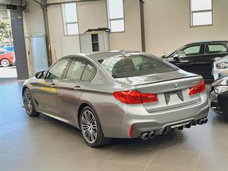 2018 BMW 530e - Thumbnail