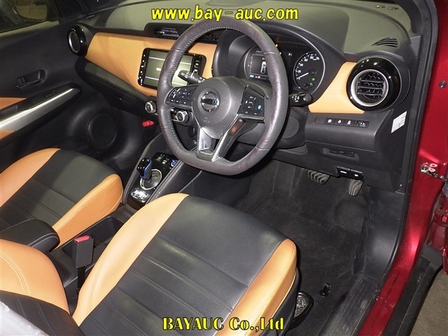 2020 Nissan Kicks
