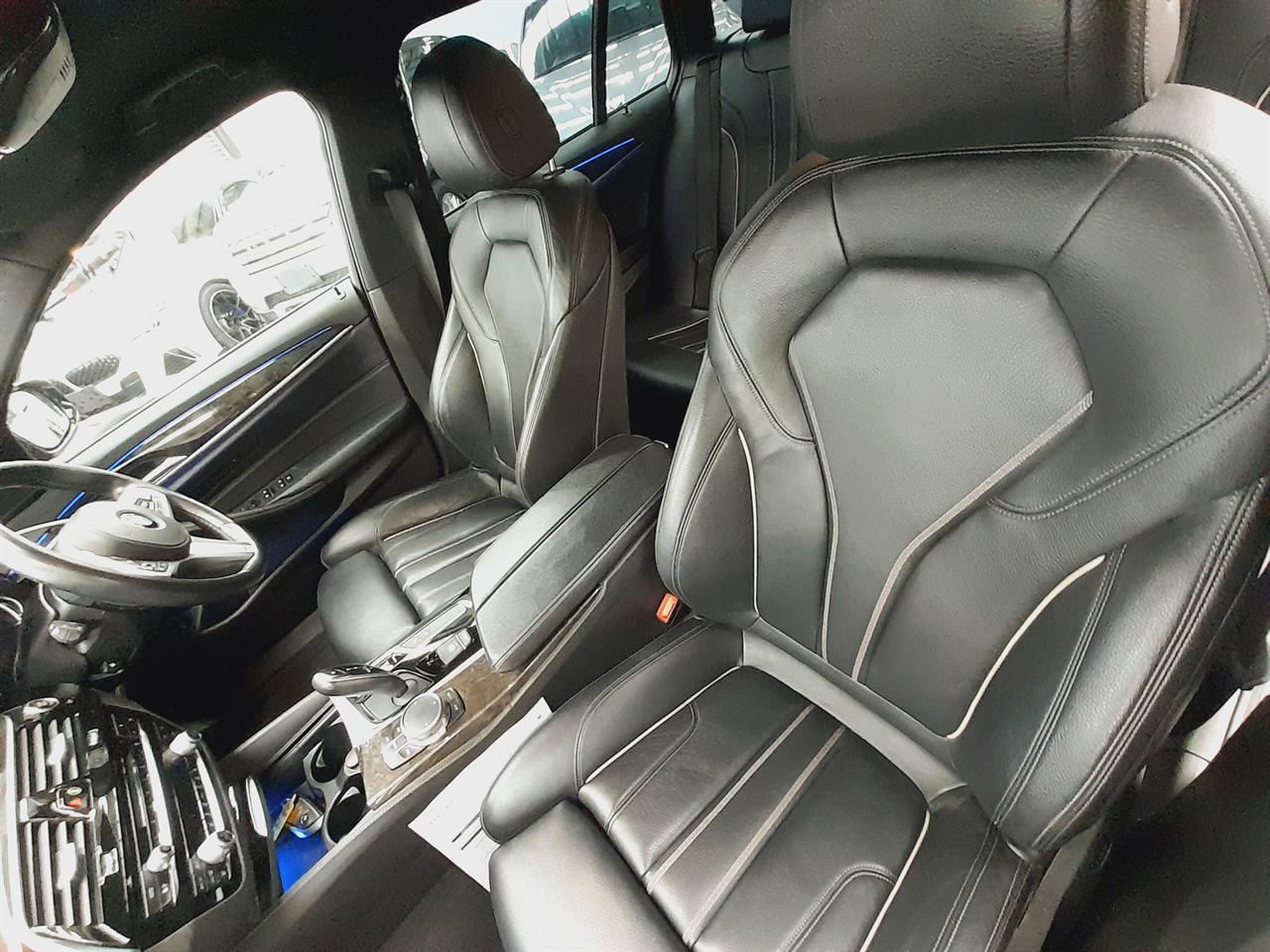 2018 BMW 523i