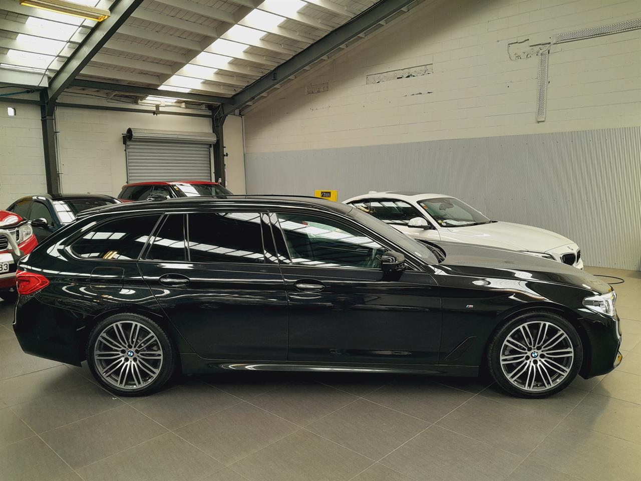 2018 BMW 523i