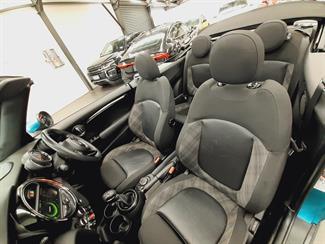 2017 Mini Cooper - Thumbnail