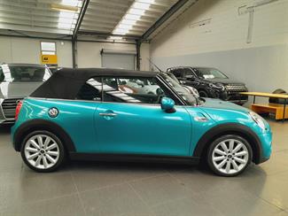 2017 Mini Cooper - Thumbnail