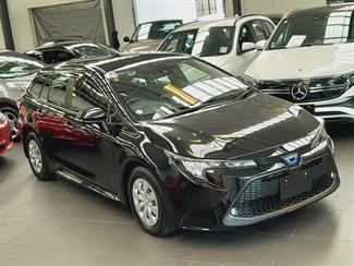 2021 Toyota Corolla - Thumbnail
