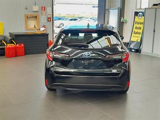 2021 Toyota Corolla - Thumbnail