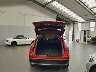 2021 Mercedes-Benz EQC - Thumbnail