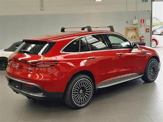 2021 Mercedes-Benz EQC - Thumbnail