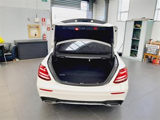 2018 Mercedes-Benz E 350 e - Thumbnail