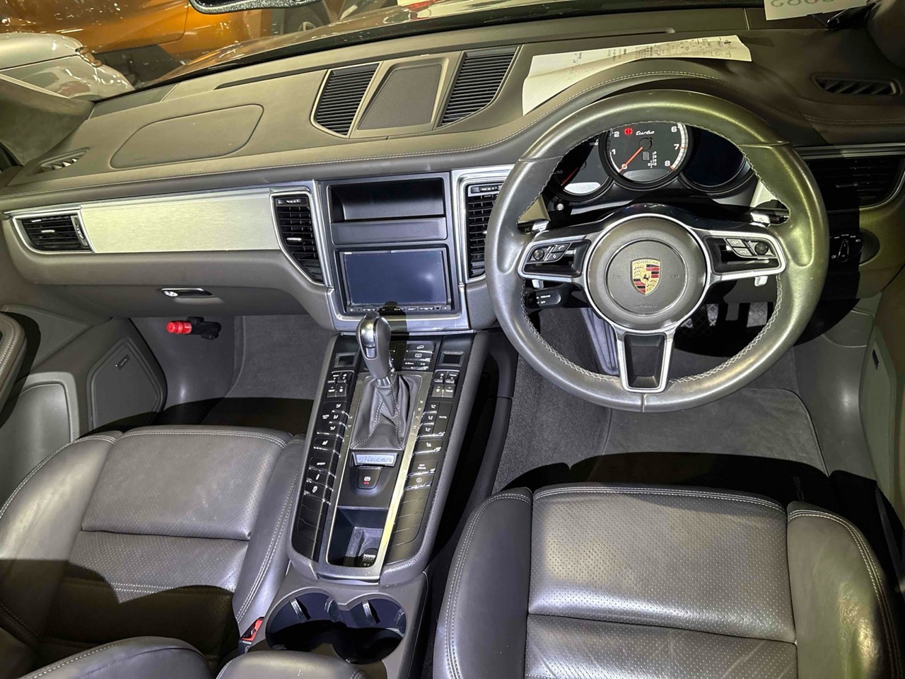 2016 Porsche Macan