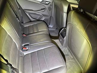 2016 Porsche Macan - Thumbnail