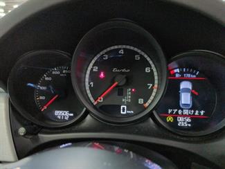 2016 Porsche Macan - Thumbnail