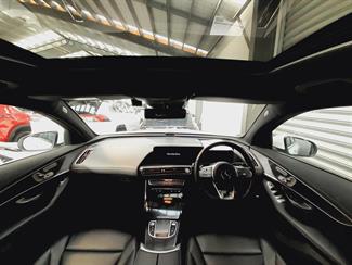 2022 Mercedes-Benz EQC - Thumbnail