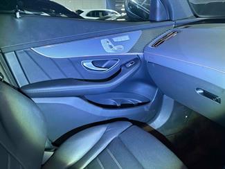 2022 Mercedes-Benz EQC - Thumbnail