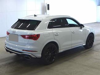 2021 Audi RS Q3 - Thumbnail