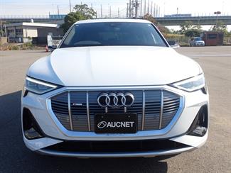2021 Audi E-tron - Thumbnail