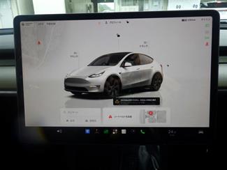 2024 Tesla Model Y - Thumbnail