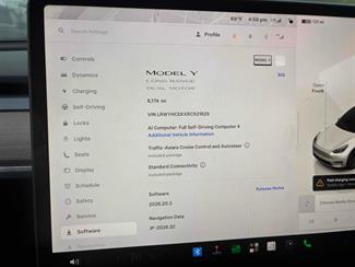 2024 Tesla Model Y - Thumbnail