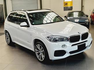 2017 BMW X5 - Thumbnail