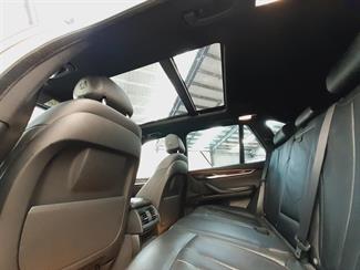 2017 BMW X5 - Thumbnail