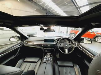 2017 BMW X5 - Thumbnail