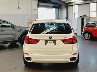 2017 BMW X5 - Thumbnail