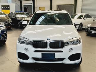 2017 BMW X5 - Thumbnail
