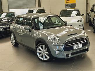 2018 Mini Cooper - Thumbnail