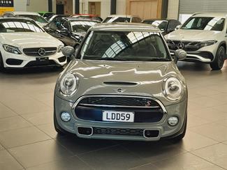 2018 Mini Cooper - Thumbnail